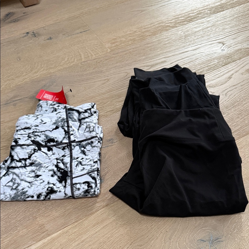 Black and White Marble Women's Pants